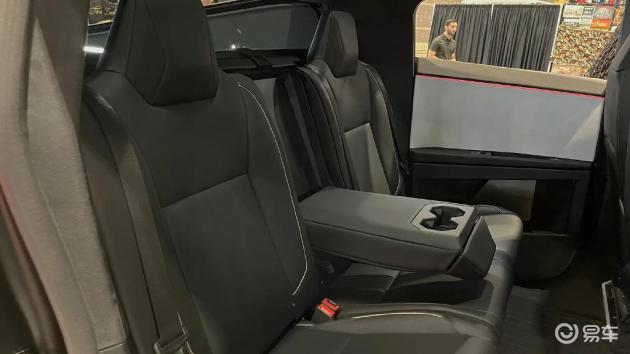 极致的未来感，特斯拉Cybertruck实车图发布