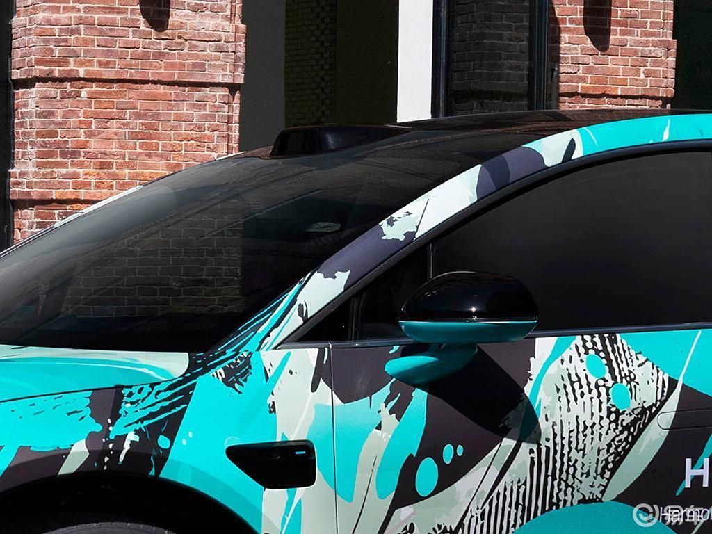 华为新SUV亮相，造型酷似Model X，搭载乾崑智驾