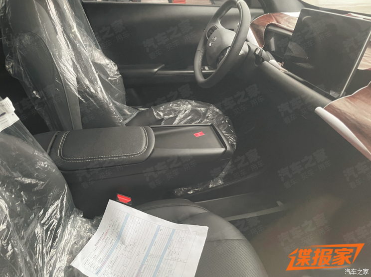 东风纳米06内饰谍照曝光 采用家族式设计 后排空间很充裕？东风纳米06内饰谍照曝光 采用家族式设计 后排空间很充裕？