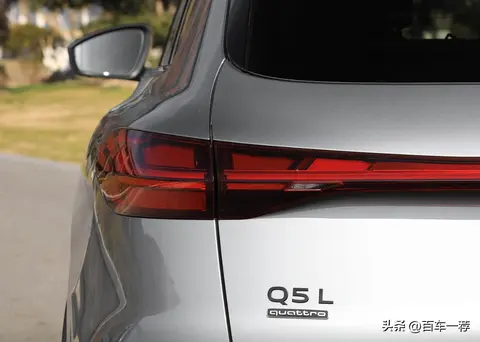 26万买奥迪Q5L算“抄底”吗？换代前夜的博弈，这几点你得看准了