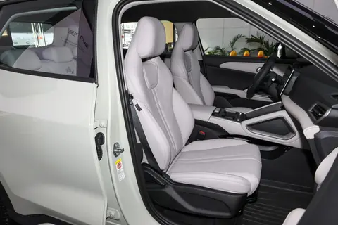 元UP外观内饰实拍，10万块的小型SUV长啥样